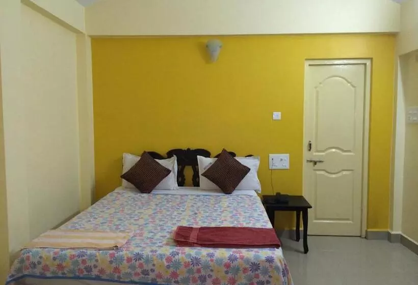 هتل Roundcube Guest House