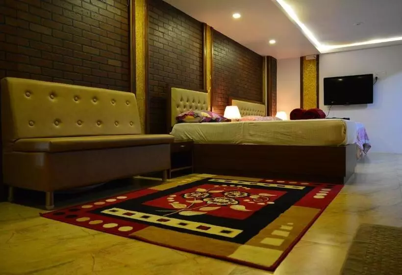 هتل Roundcube Guest House