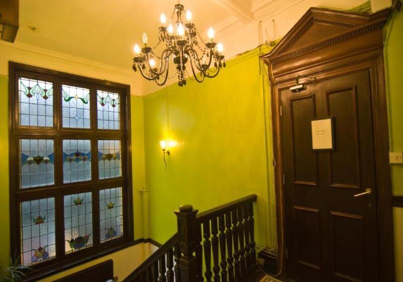 فندق The Windmill Gastropub