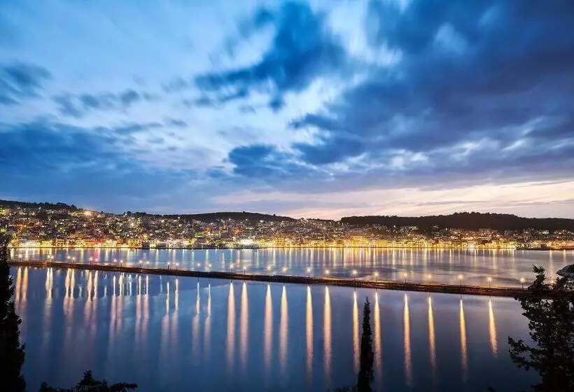 هتل Tourist Boutique