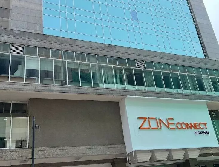ホテル Zone Connect By The Park Saket New Delhi