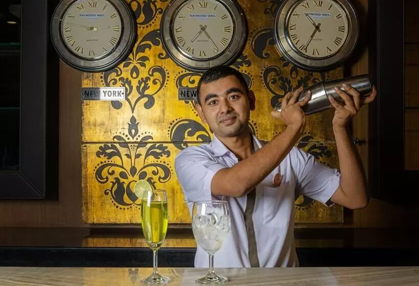 ホテル Zone Connect By The Park Saket New Delhi