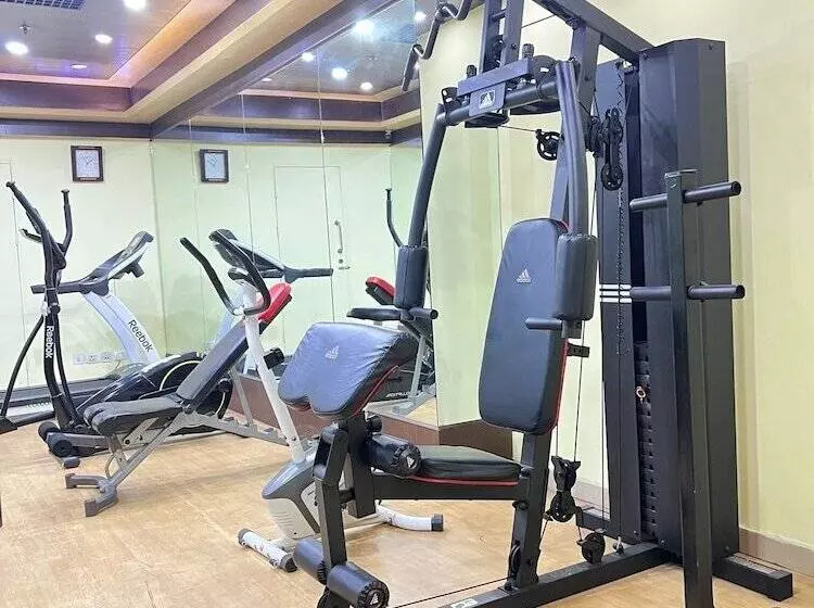 ホテル Zone Connect By The Park Saket New Delhi