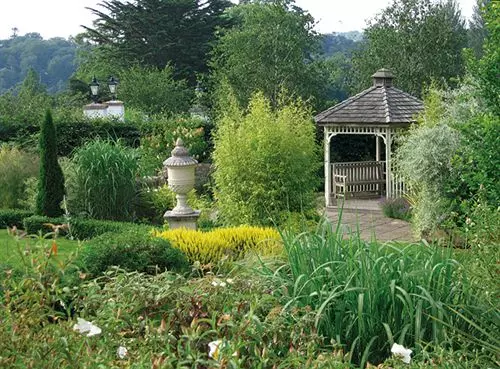 호텔 Nuremore  & Country Golf Club