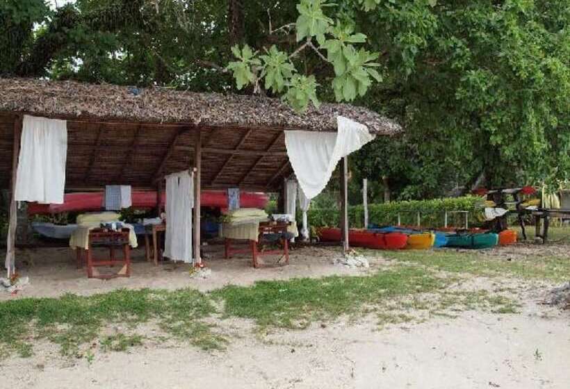 Bokissa Private Island Resort