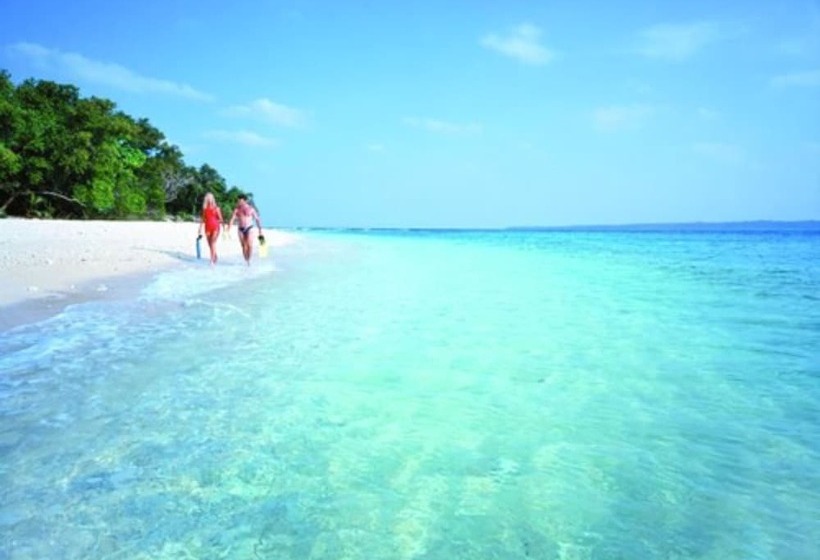 Bokissa Private Island Resort