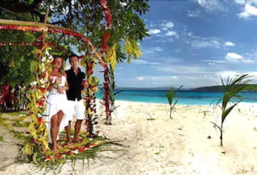 Bokissa Private Island Resort