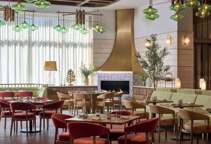 Four Seasons Hotel Minneapolis