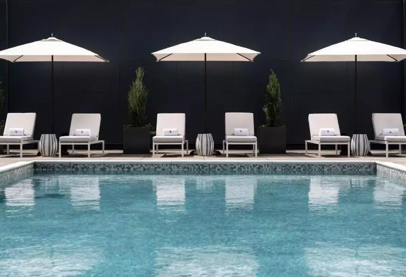 Four Seasons Hotel Minneapolis