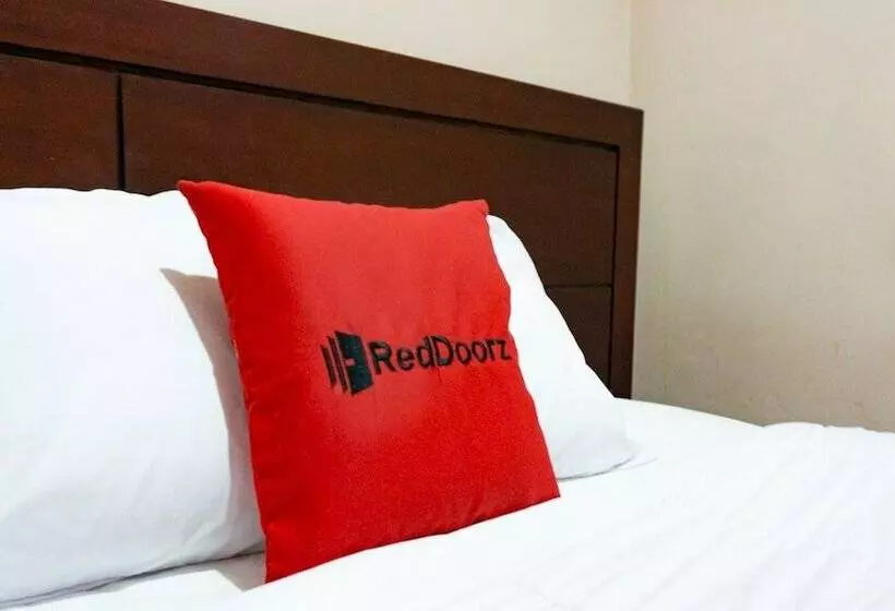 هتل Reddoorz @ Jalan Cendrawasih Timika