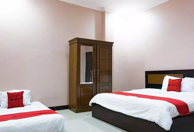 هتل Reddoorz @ Jalan Cendrawasih Timika