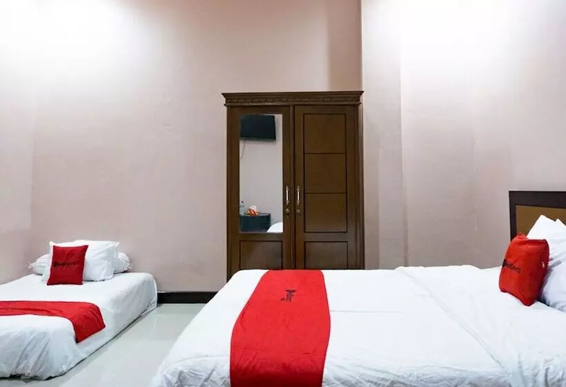 هتل Reddoorz @ Jalan Cendrawasih Timika