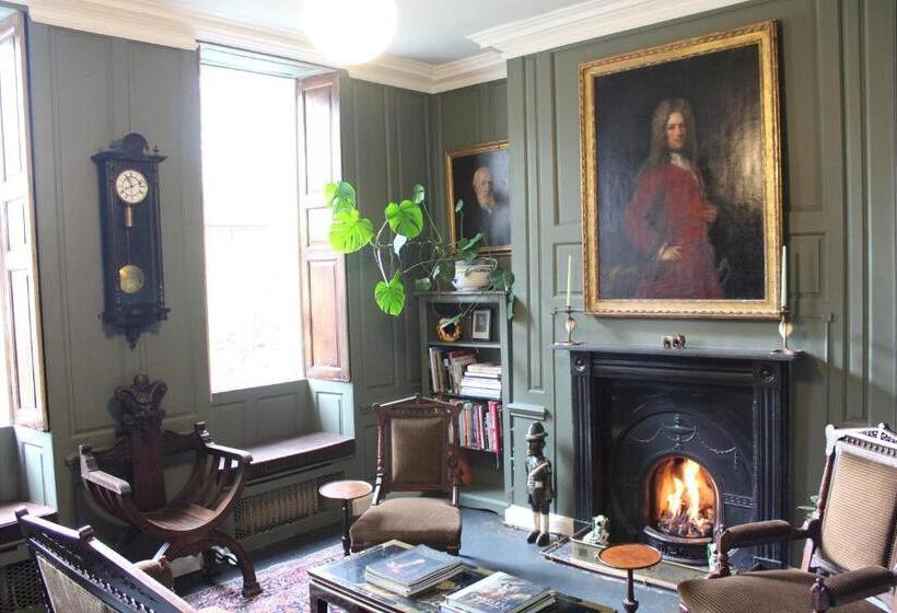 住宿加早餐  Bowlish House