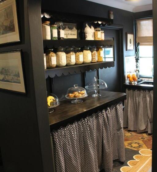 ベッドアンドブレックファースト Bowlish House