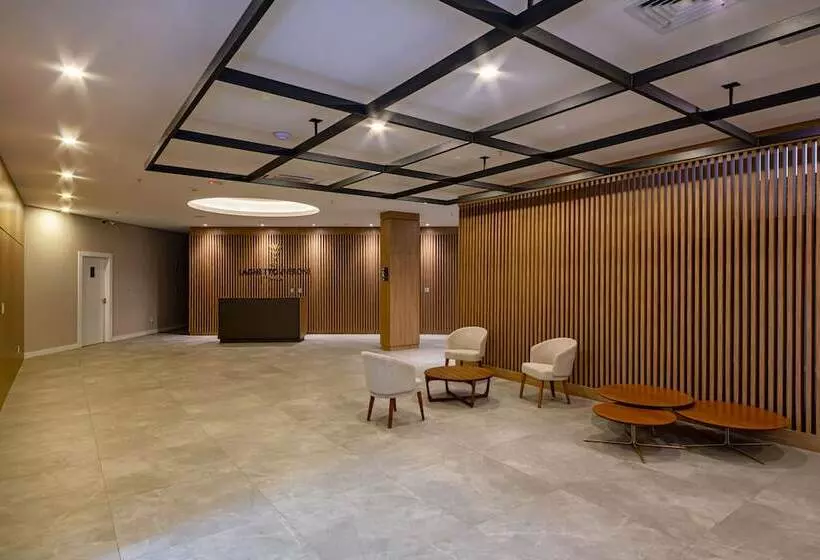 ホテル Laghetto Canela