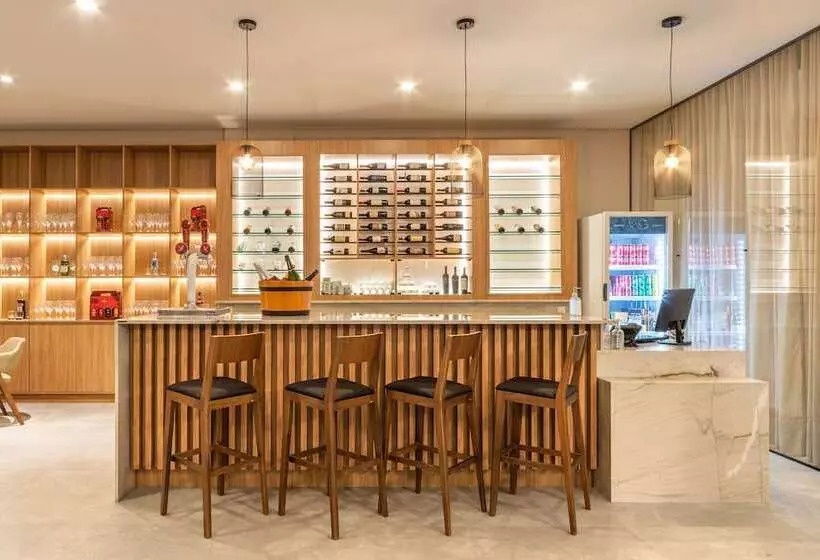 ホテル Laghetto Canela