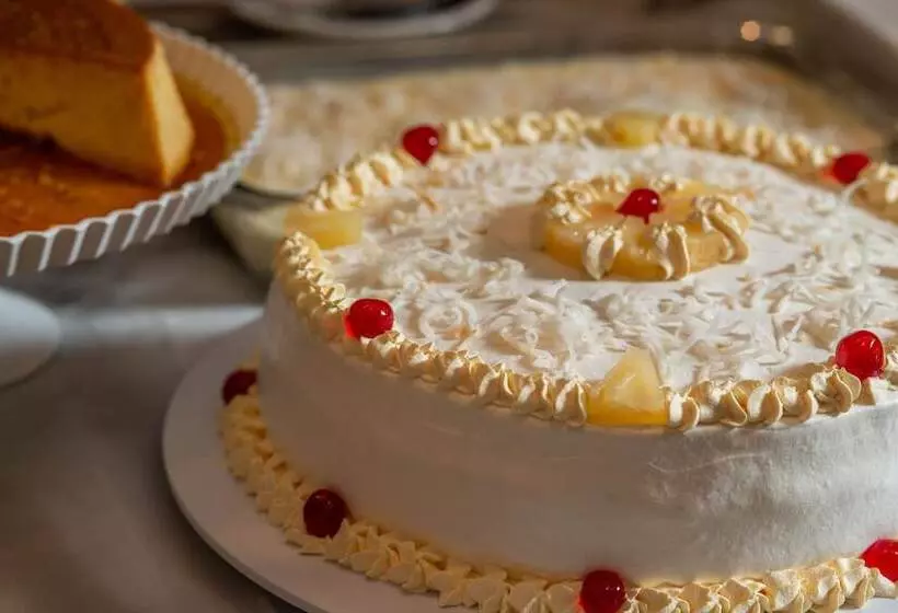 ホテル Laghetto Canela