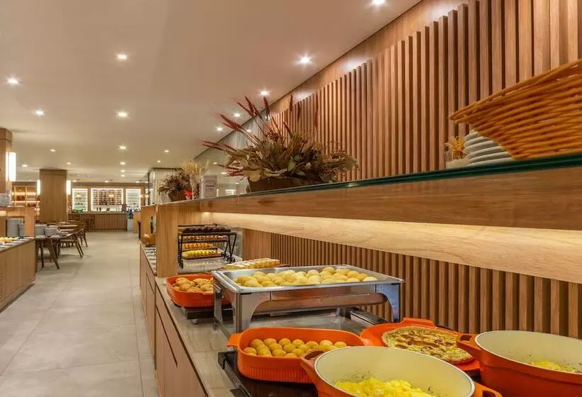 ホテル Laghetto Canela