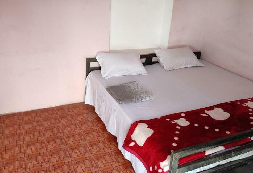 Hotel Spot On Chacha S Garden