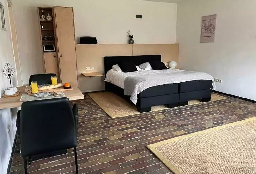 Aan Het Dijksteegje B&b Logies