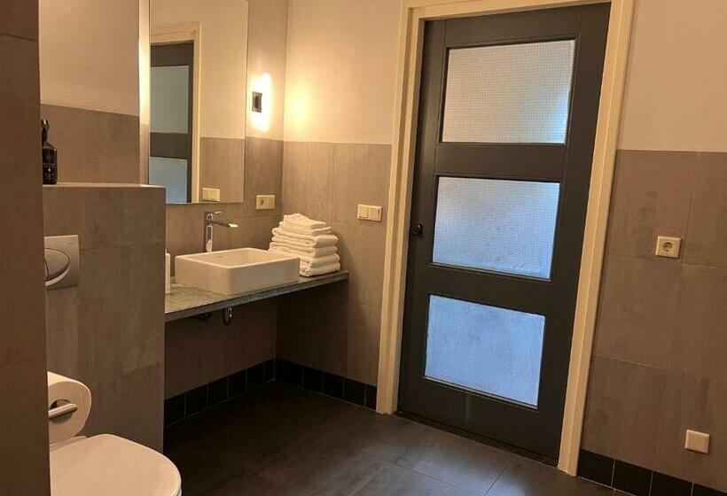 Aan Het Dijksteegje B&b   Logies