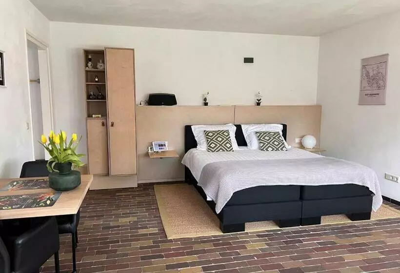 Aan Het Dijksteegje B&b Logies