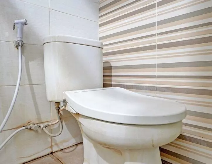 ホテル Oyo 91126 Kertajaya Residence Surabaya