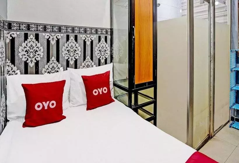 ホテル Oyo 91126 Kertajaya Residence Surabaya