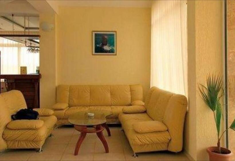 هتل александра палас