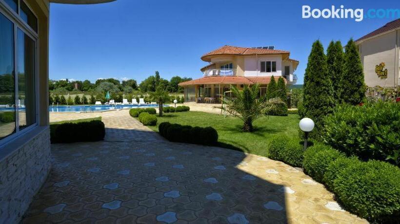 هتل александра палас