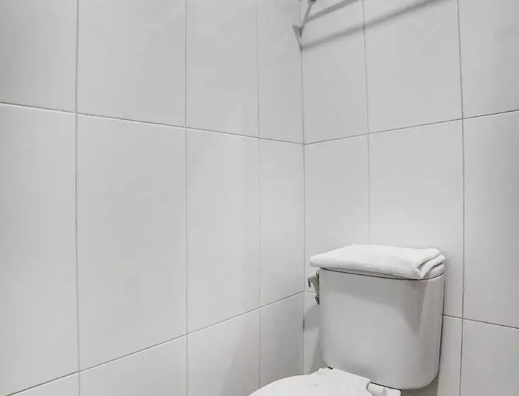 ホテル Asri Residence Near Jalan Iskandar Muda Medan Mitra Reddoorz