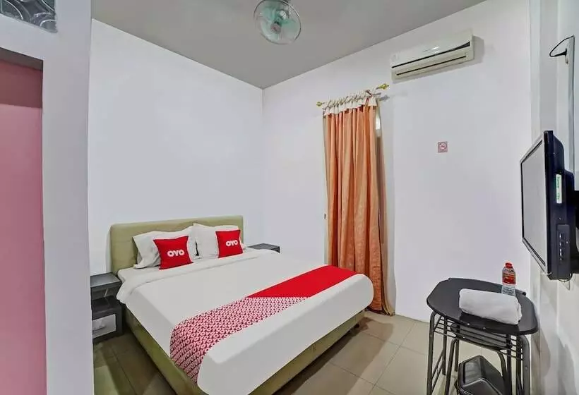 ホテル Asri Residence Near Jalan Iskandar Muda Medan Mitra Reddoorz