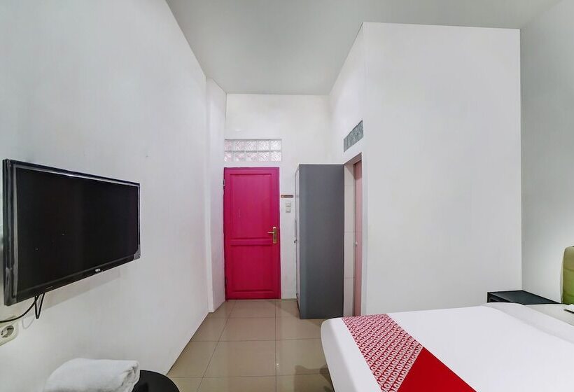 Otel Asri Residence Near Jalan Iskandar Muda Medan Mitra Reddoorz