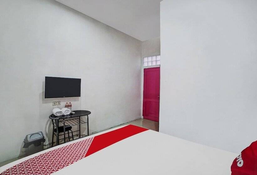 Otel Asri Residence Near Jalan Iskandar Muda Medan Mitra Reddoorz