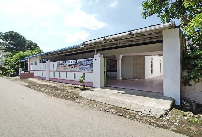 Otel Asri Residence Near Jalan Iskandar Muda Medan Mitra Reddoorz