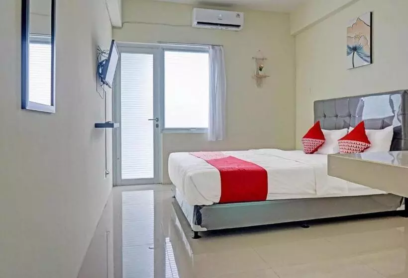 هتل Oyo 91139 Skyland Bogorienze Apartment