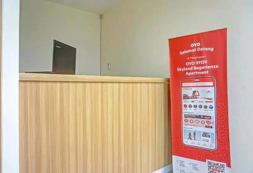 هتل Oyo 91139 Skyland Bogorienze Apartment