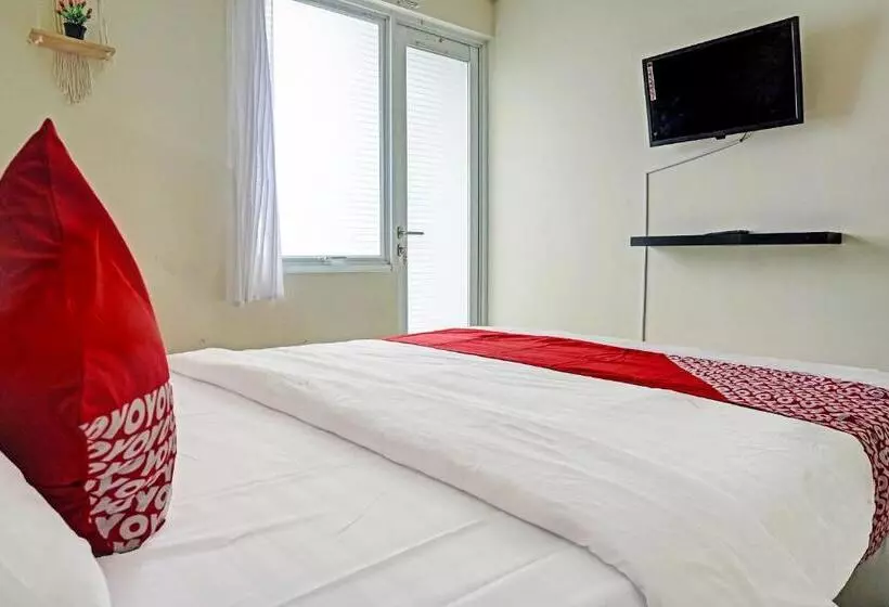 هتل Oyo 91139 Skyland Bogorienze Apartment