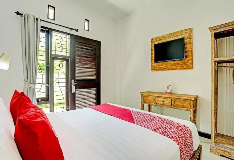 Hotelli Oyo 91123 Madhava 108