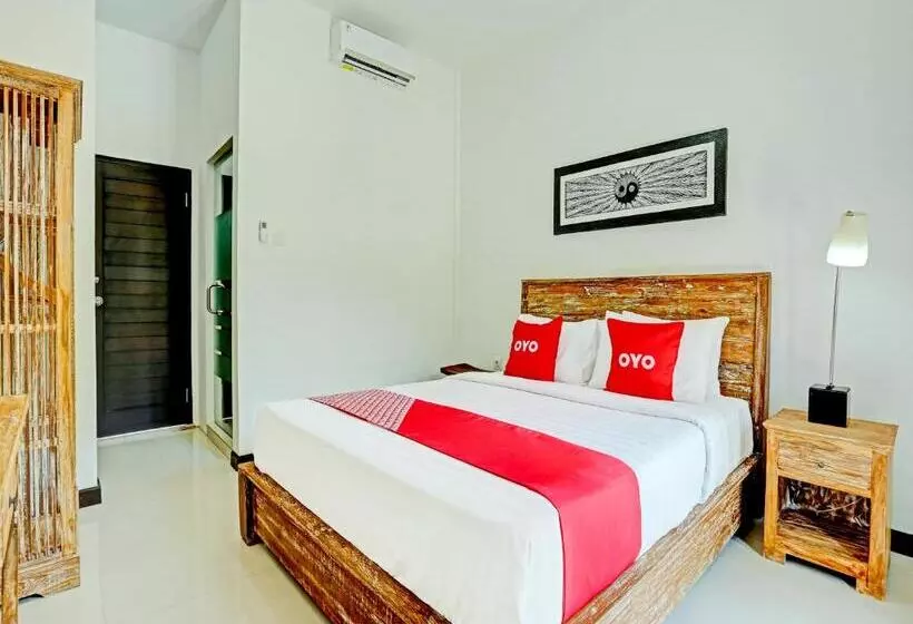 Hotelli Oyo 91123 Madhava 108