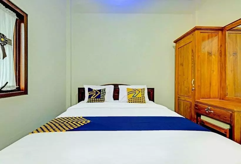 Hotelli Spot On 91095 Desa Wisata Conto