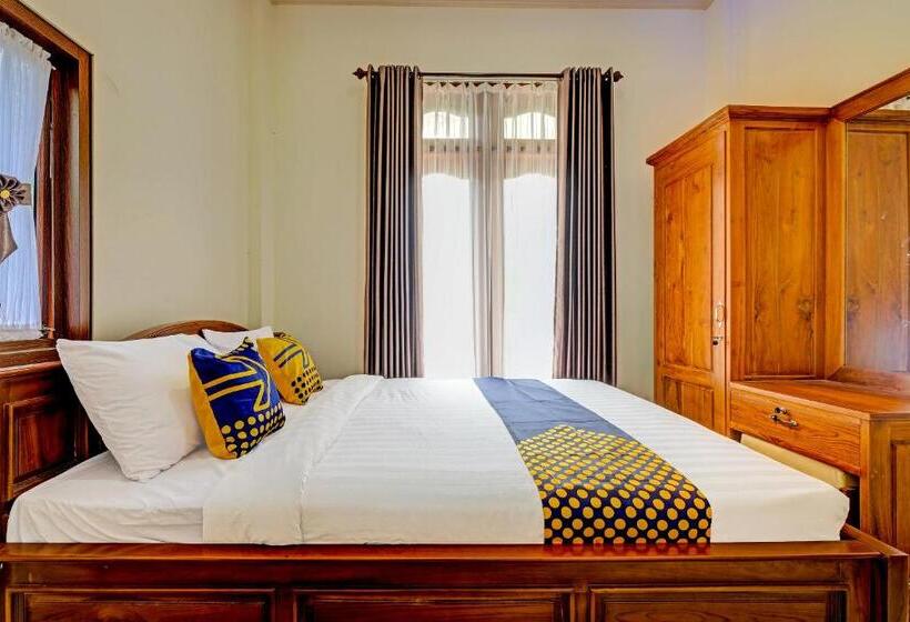 Отель Spot On 91095 Desa Wisata Conto