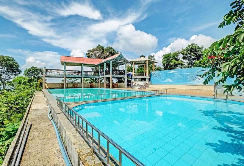 Отель Spot On 91095 Desa Wisata Conto