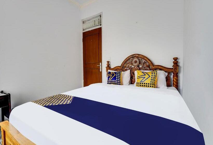 בית מלון כפרי Spot On 91107 Villa Galaxy Resort