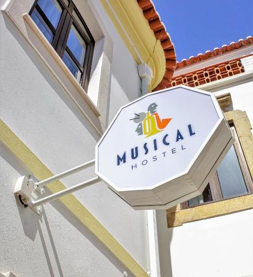 Musical Hostel