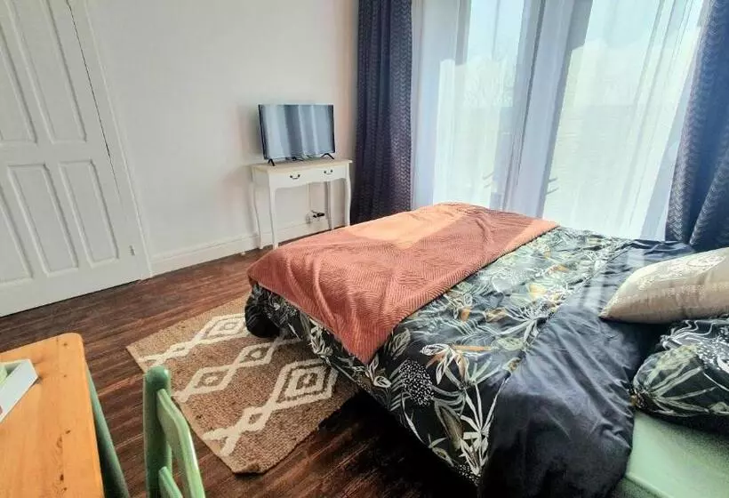 ベッドアンドブレックファースト La Maison De La Côte Des Légendes