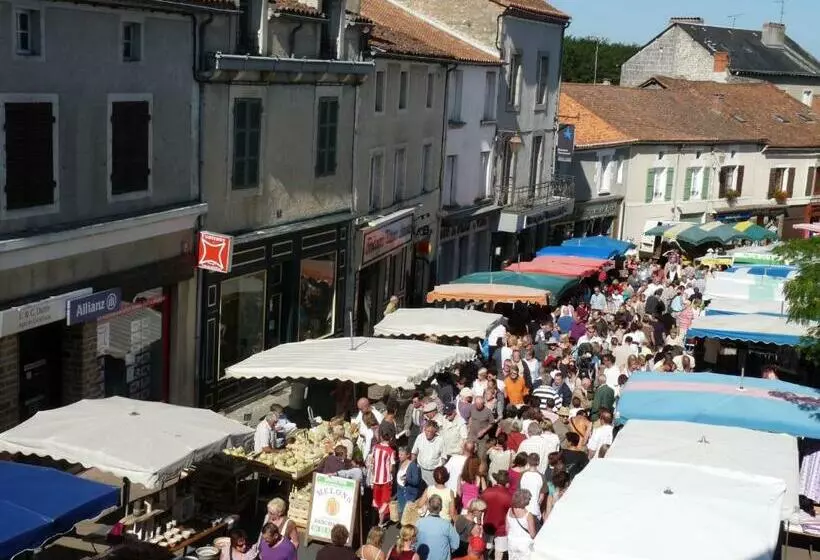 ベッドアンドブレックファースト Maison Mercredi