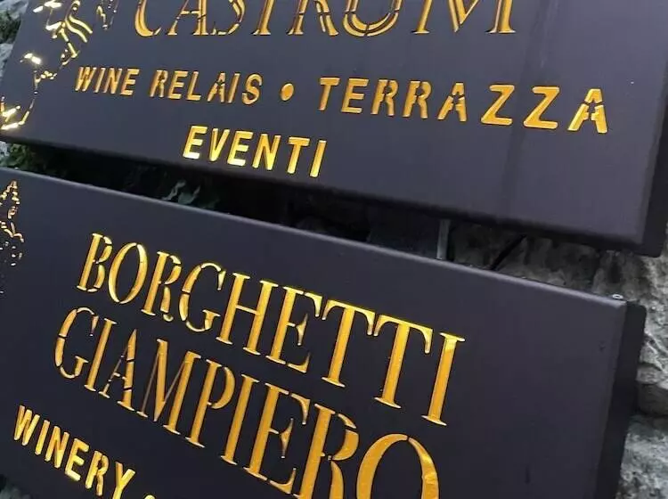 Hotelli Castrum Wine Relais