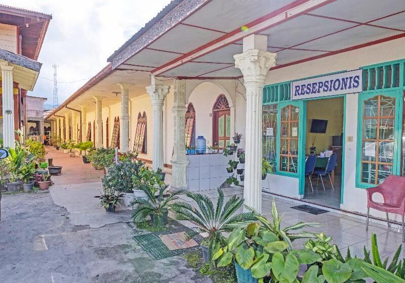 فندق Oyo 91061 Glory Tarutung