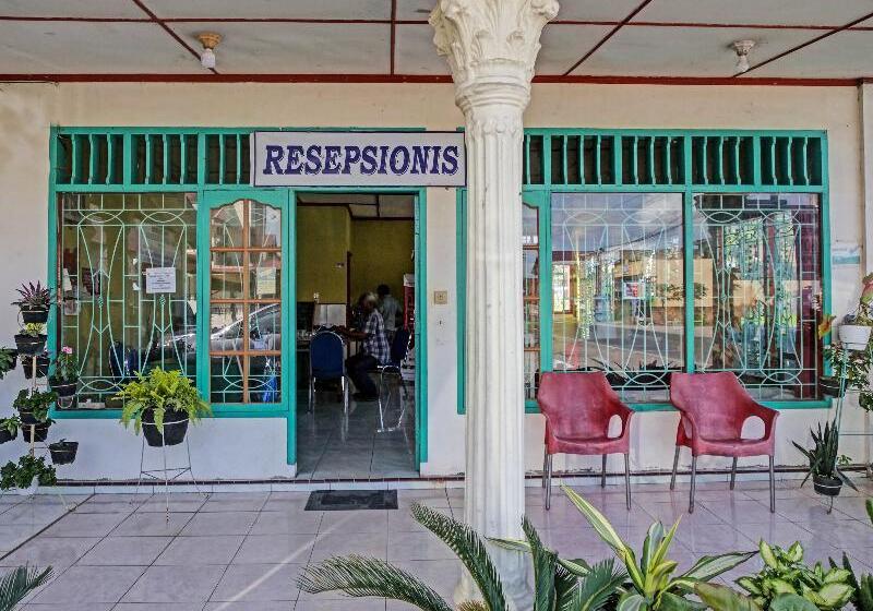 فندق Oyo 91061 Glory Tarutung